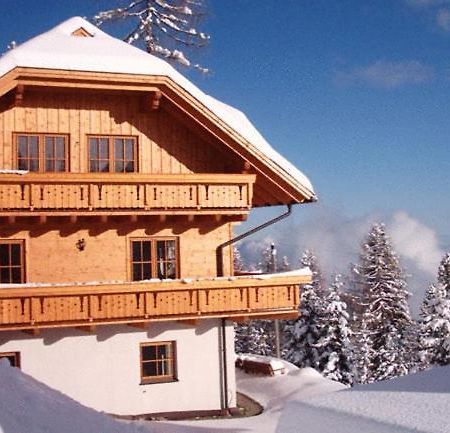 Almhaus Karantanien Lägenhet Hochrindl Exteriör bild